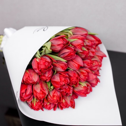 Тюльпаны красные пионовидные купить за 995 грн.  фото 2