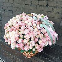 101 роза Бомбастик в корзине купить за 4 540 грн.