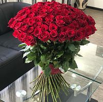 51 Голландская метровая роза купить за 6 150 грн.